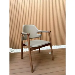 【北歐風皮革餐椅】沐森雅椅｜實木結構 米色皮革座椅 日系簡約設計